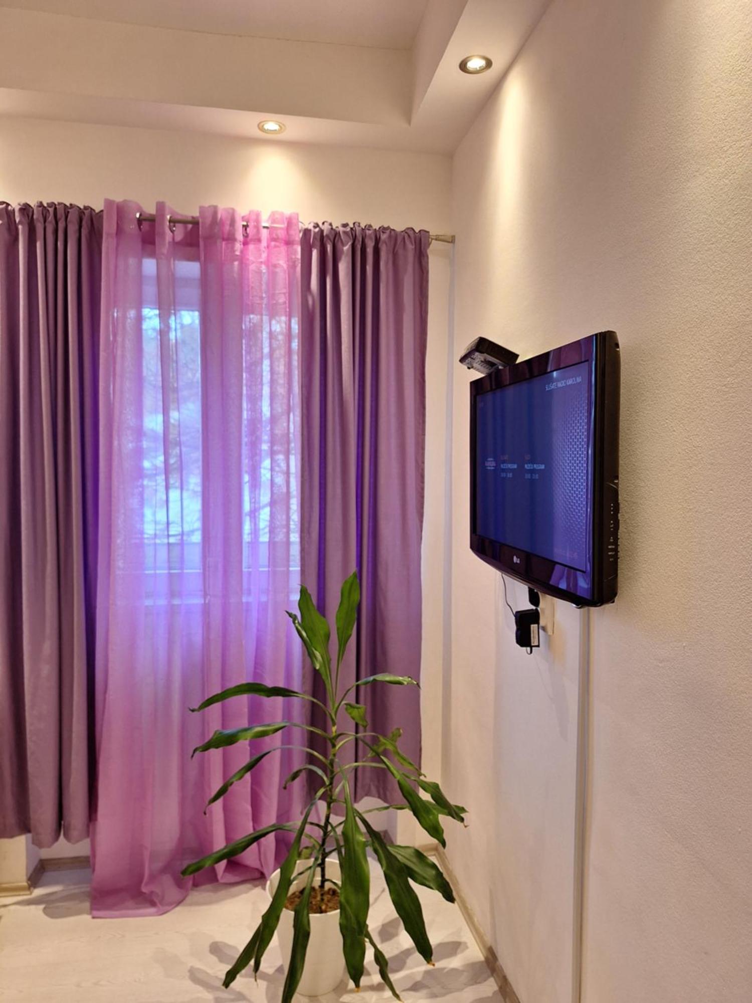 ベオグラードApartman Majaアパートメント エクステリア 写真